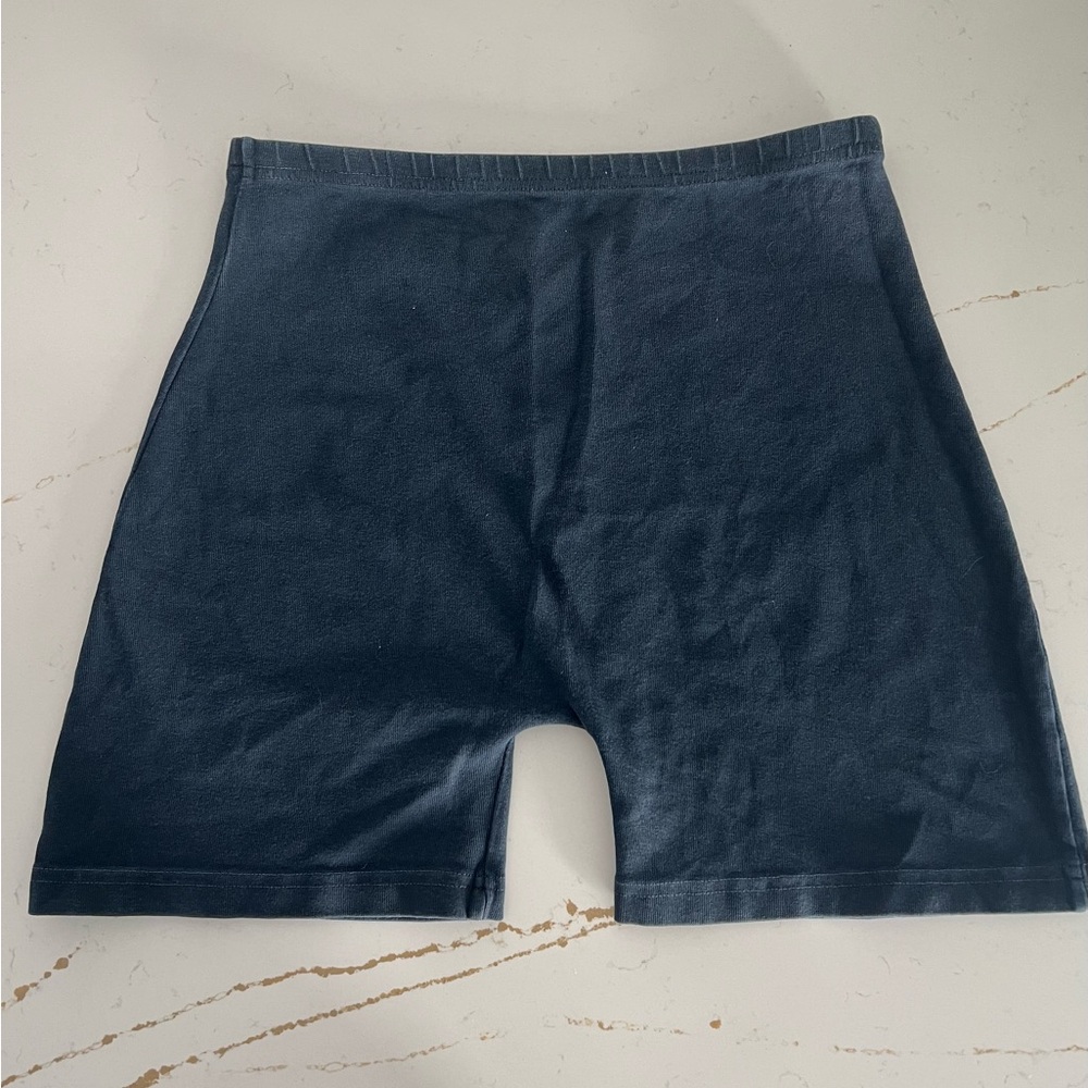 Brandy Melville Navy Biker Shorts - Picture 2 of 2